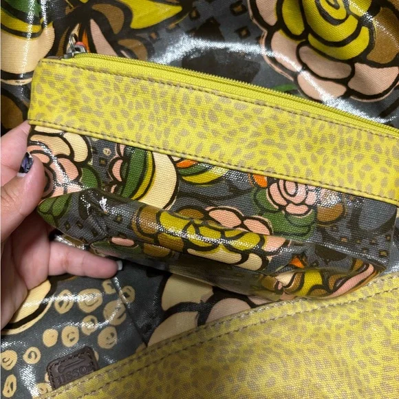 Chic Floral Shoulder Bag - Yellow and Brown 3 piece Key-Per Fossil Set Like New - Picture 16 of 16